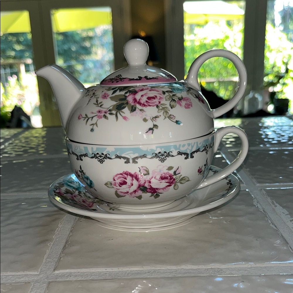 Floral Teapot for One Tea Cup Set - Pink Rose Pattern